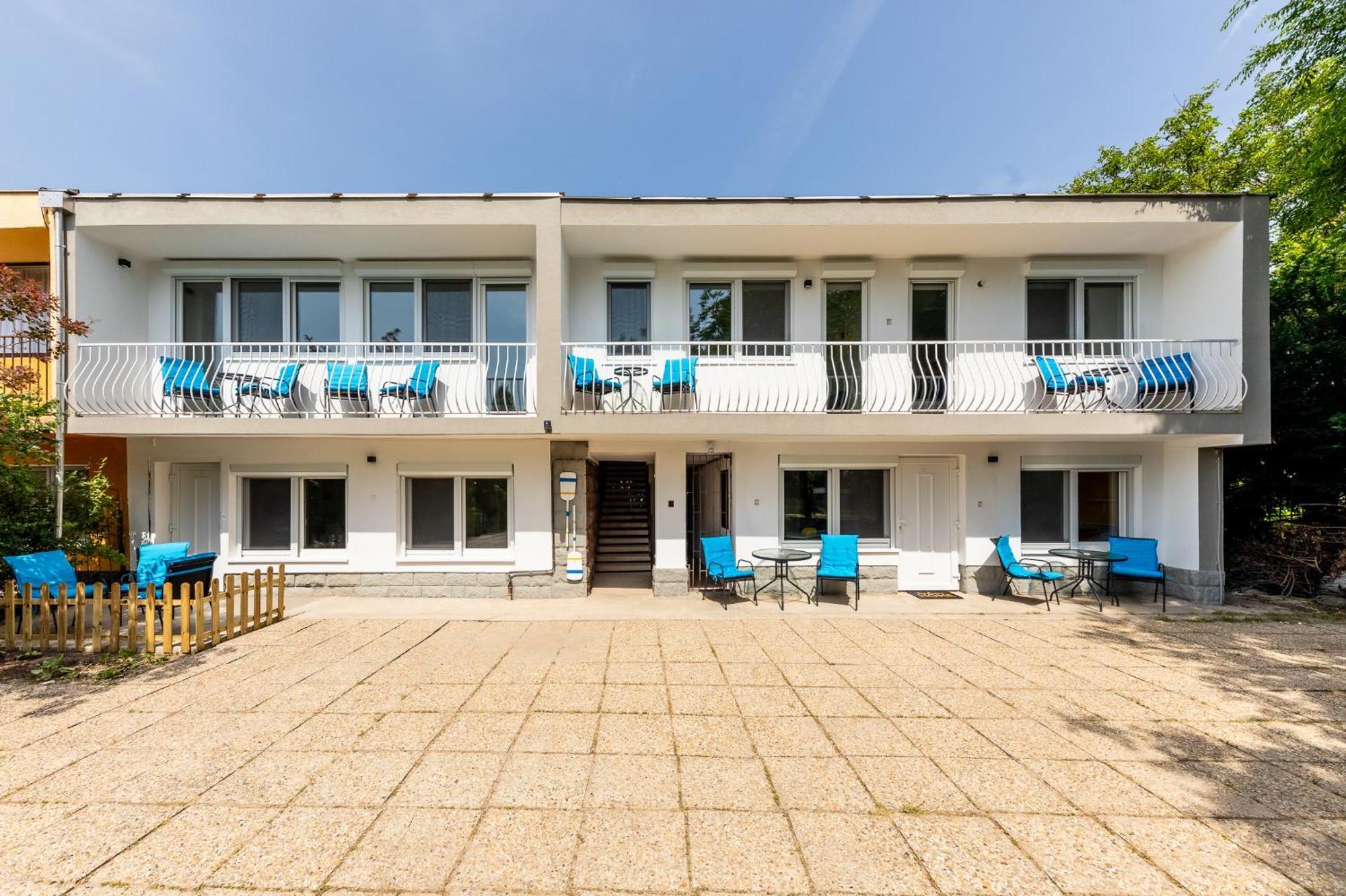 Balaton Wave Apartments Balatonalmadi Bagian luar foto